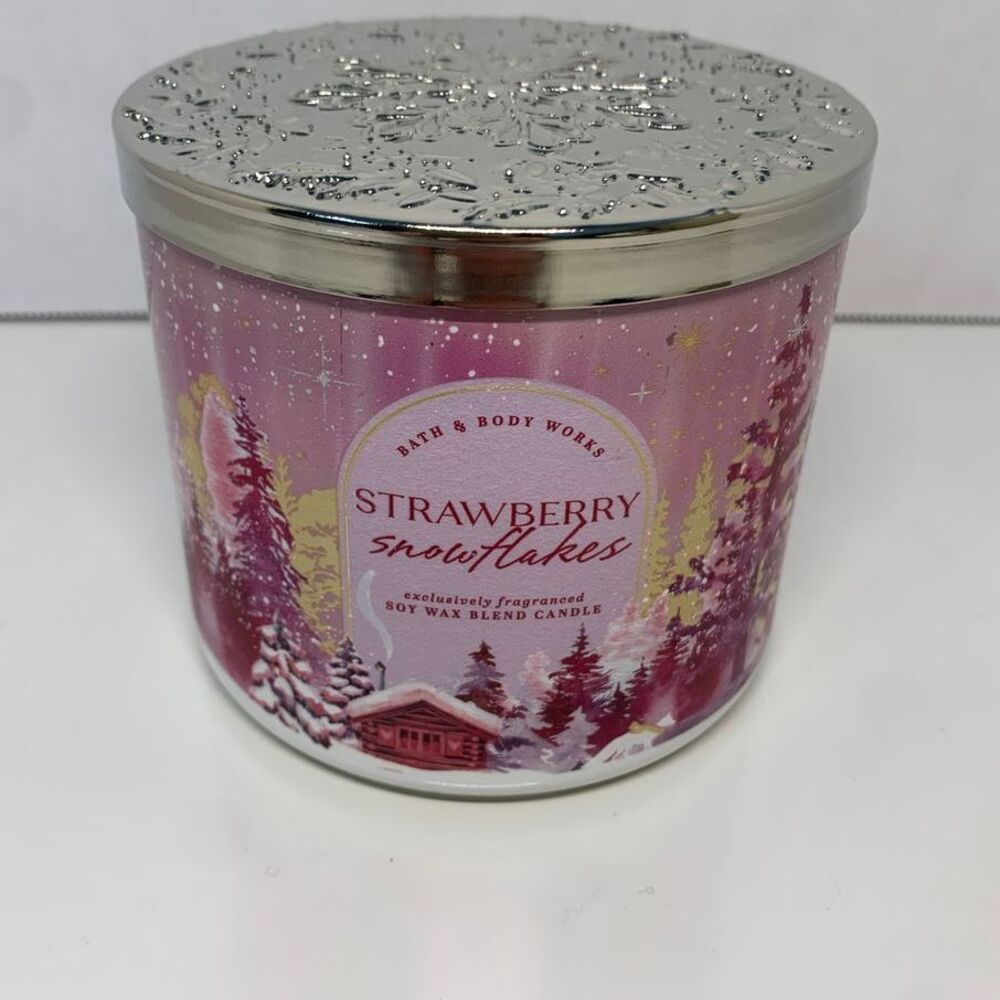 Strawberry Snowflake 3 Wick Candle With Lid Bath & Body Works NEW